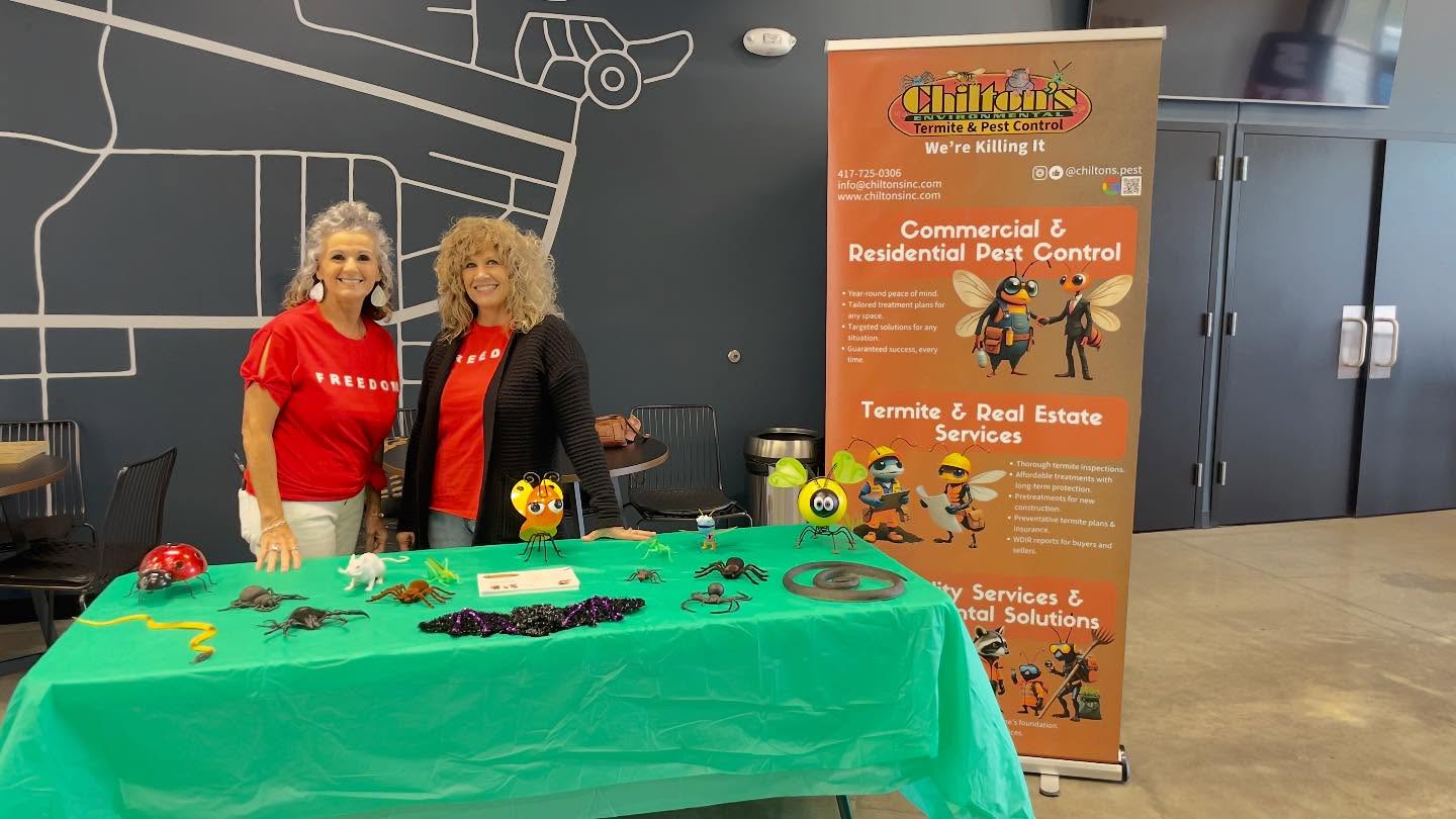 photo of Stella and Laysa